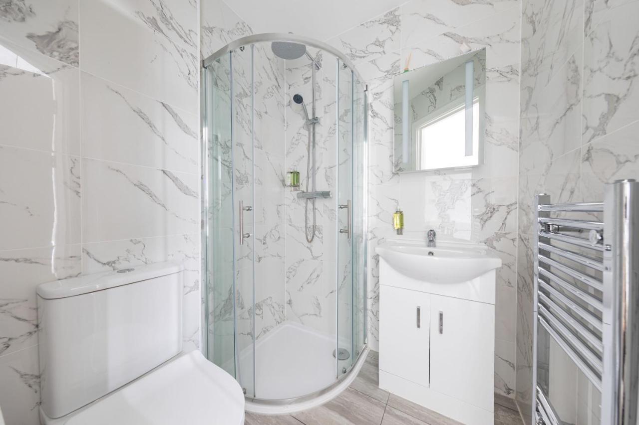 Cozy Ensuite Bedroom For Two Near Tufnell Park Londres Exterior foto